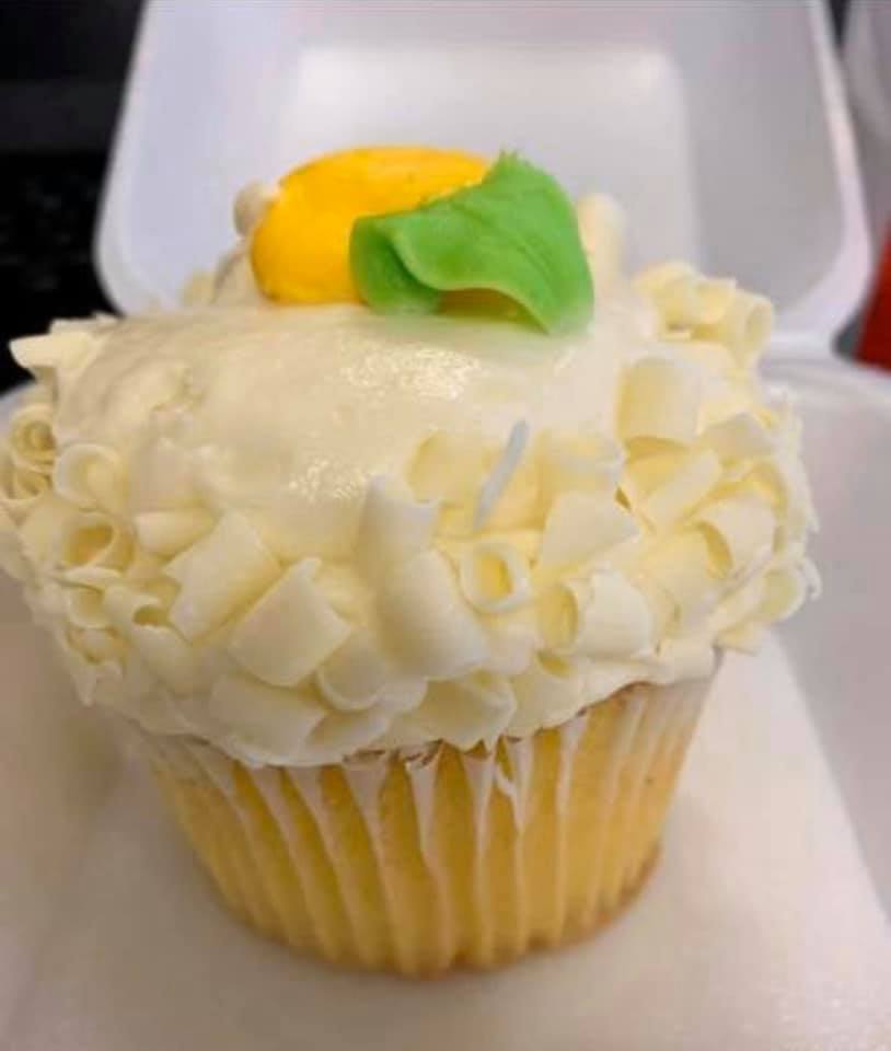 lemon cupcake